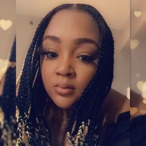 Meet your Posher, Hope